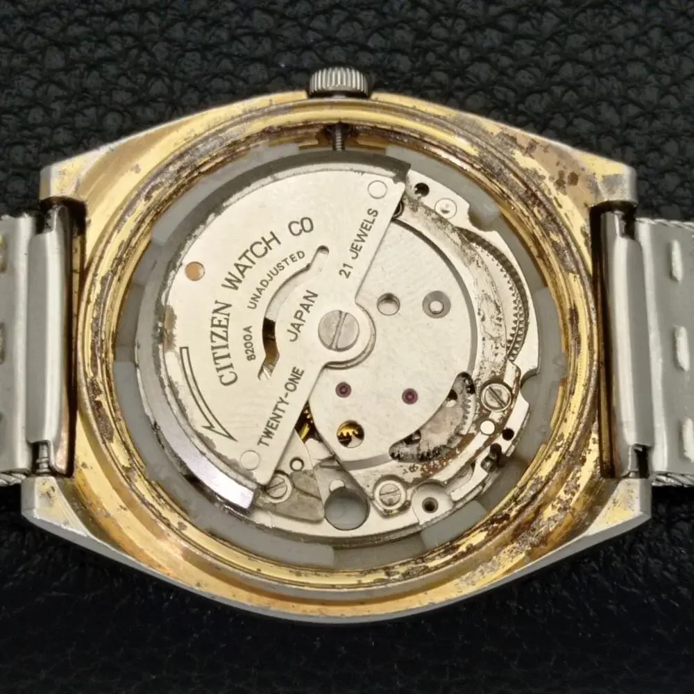 Vintage 1971 Citizen Automatic Mens Silver Watch W/daydate & Gold accents